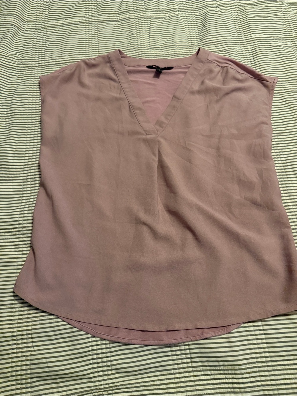 Banana Republic Sleeveless V-Neck Blouse - Dusty Mauve